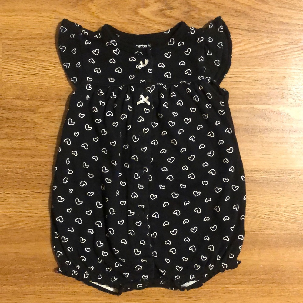 Carter’s Baby Girl Romper Black & White 9 Months